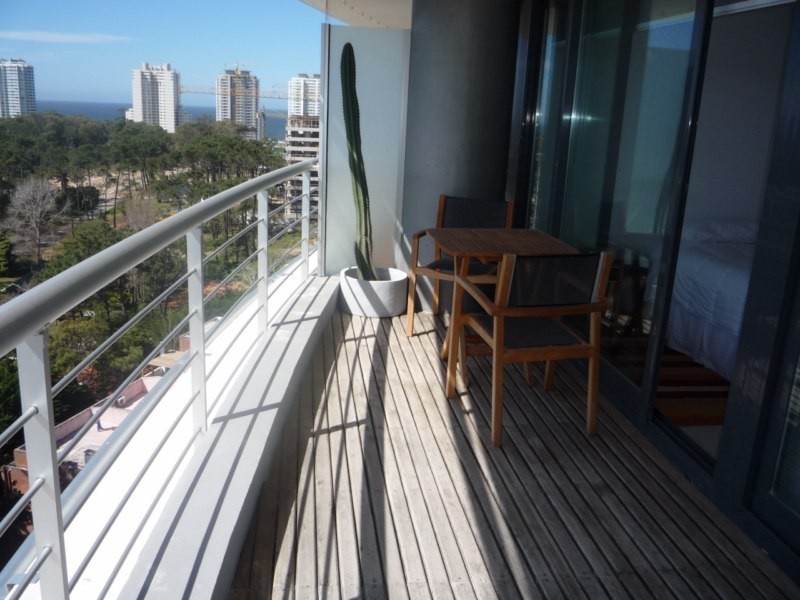 Departamento en la Brava  en Torre con Amenities